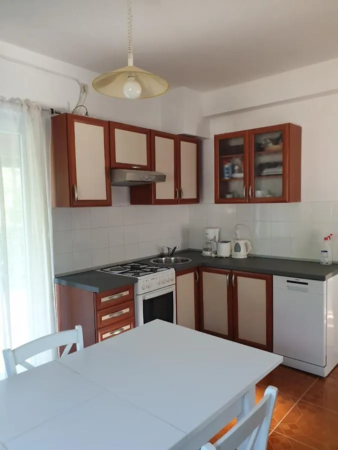 Apartments Villa Arancia Peruski Croatia